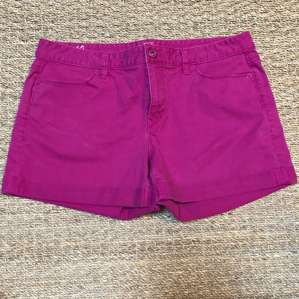 3/$18 SALE Berry colored chino shorts 3” inseam